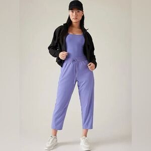 Athleta The Arrival Pant SZ 6 Purple Carpi's Light Weight MSRP $99 Athletic